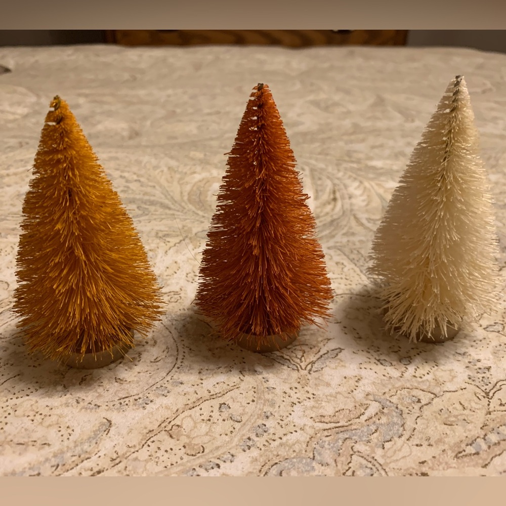 Primitives by Kathy Set 3 Autumn Small Bottle Brush Trees - Great Condition